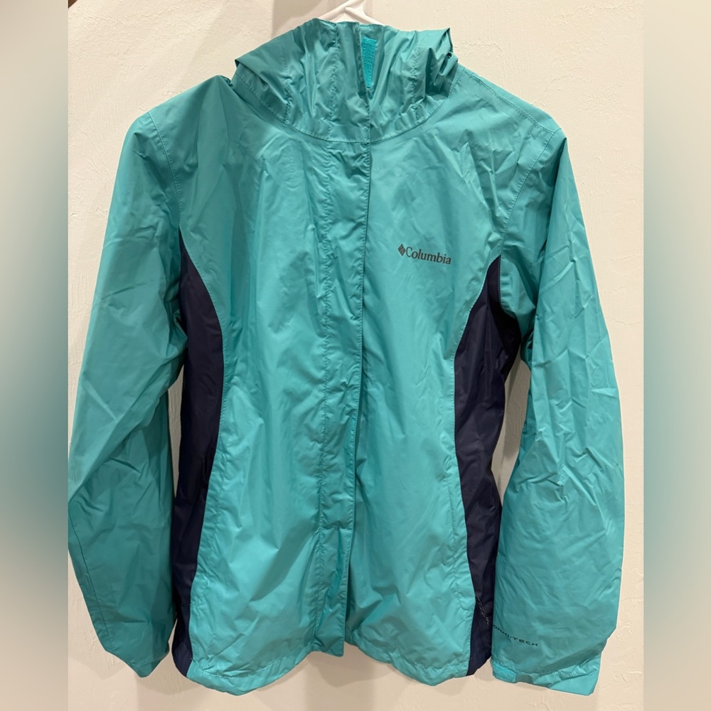 Columbia Rain Jacket / Wind Breaker in Teal and Navy